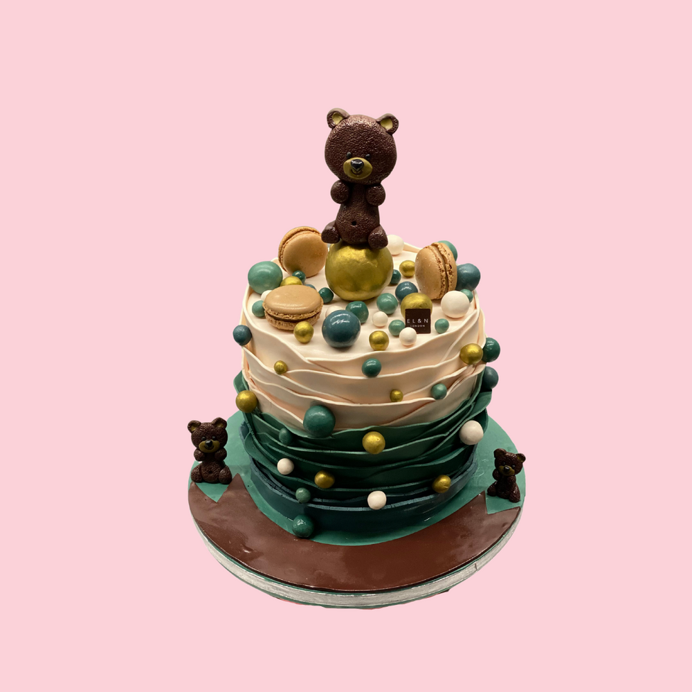 Tristan Bear Cake – Barking Good